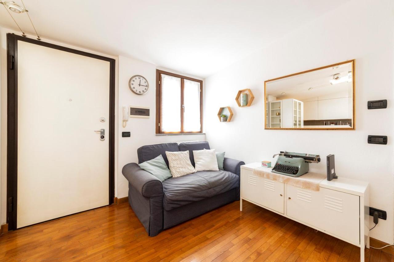 מילאנו Porta Genova Balcony Apartment מראה חיצוני תמונה